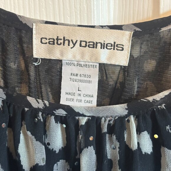 Cathy Daniels Womens Peasant Look Blouse Size L Embellished Shiny Studs - Picture 2 of 5